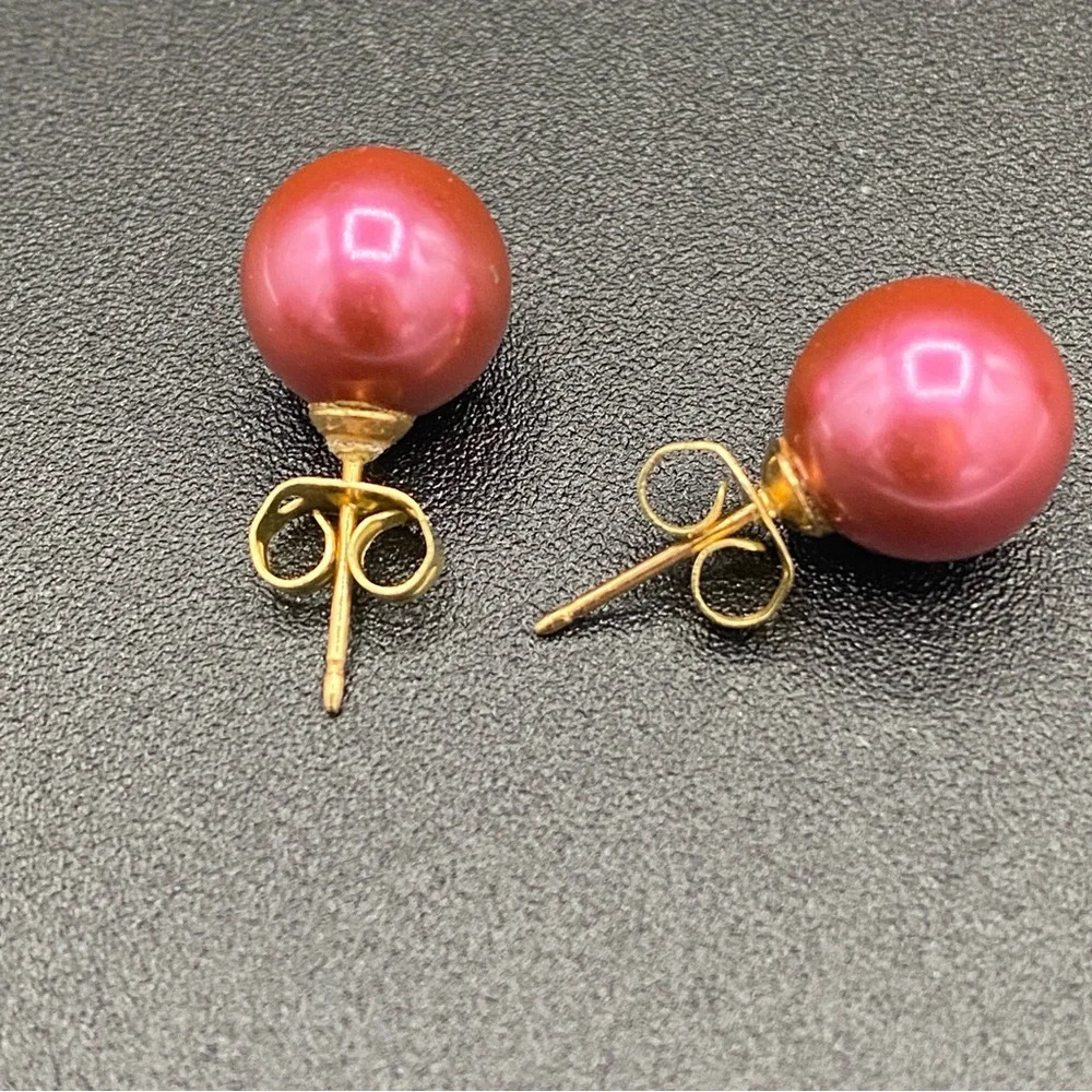 Hot Pink Fuschia Faux Pearl Studs - Picture 9 of 10